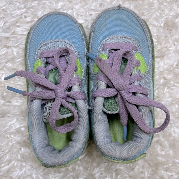 NIKE || Unisex Kids Air Max 90 SE Sun Club Athletic Shoe (6C) - Picture 3 of 8